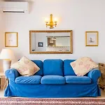 Carabeo Rocamar Apartament *